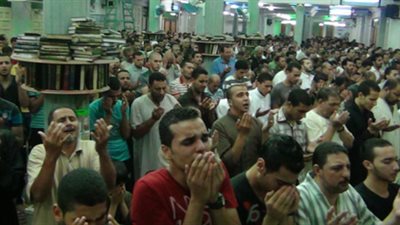 انخفاض إقبال الإخوان على مساجد دمياط والأئمة يدعون لاحترام الجيش