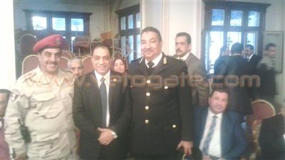 بالصور.. نواب الإسكندرية يقدمون التهاني للأقباط بالمرقسية