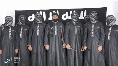 ديلي ميل تنشر صورا للإرهابيين الـ7 منفذي هجمات سريلانكا (صور وفيديو)