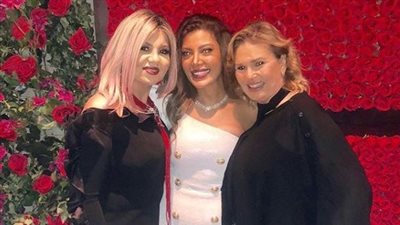 ريهام حجاج تحتفل بزواجها من محمد حلاوة بحضور نجوم الفن (صور)