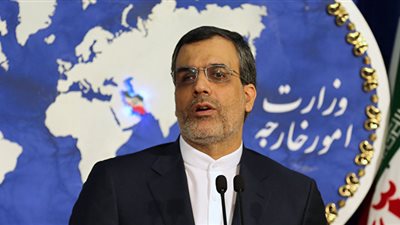 إيران تتهم السعودية بقصف سفارتها في صنعاء بالطائرات