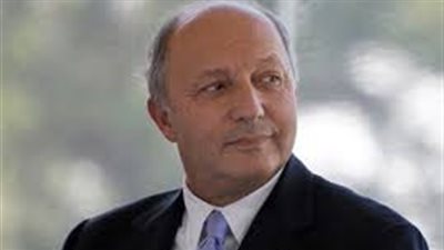 فابيوس يهنئ رئيس الائتلاف السوري الجديد.. ويدعم الهدنة في رمضان