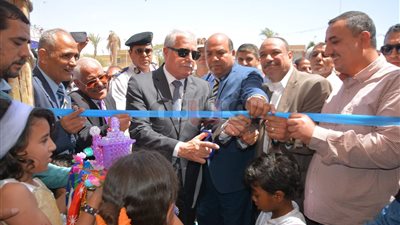 محافظ جنوب سيناء يفتتح معرض 