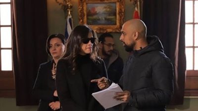 ياسمين عبد العزيز في كواليس 