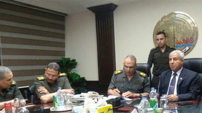 بروتوكول تعاون بين محافظة أسوان والهيئة الهندسية للقوات المسلحة (صور)