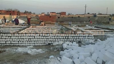 محافظ البحيرة يشيد بسرعة إعمار المنازل المتضررة من السيول