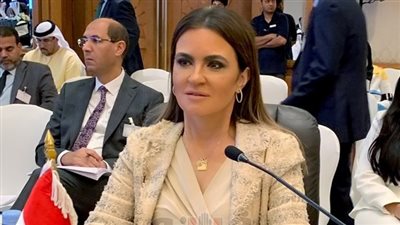 سحر نصر: أولوية للاستثمار في البنية الأساسية وتكنولوجيا المعلومات والطاقة المتجددة