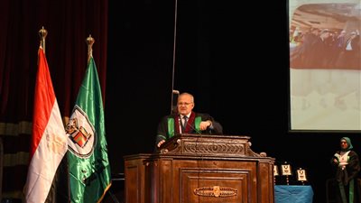 الخشت: تطوير معامل جامعة القاهرة بتكلفة 17 مليون جنيه لخدمة الباحثين