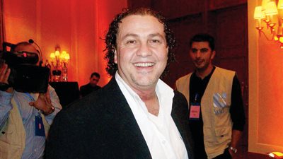 وفاة الفنان نضال سيجري 