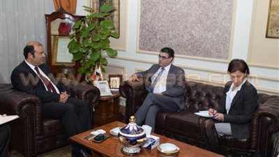 «حنفي» يبحث مع وزير الزراعة القبرصي زيادة حجم التبادل التجاري