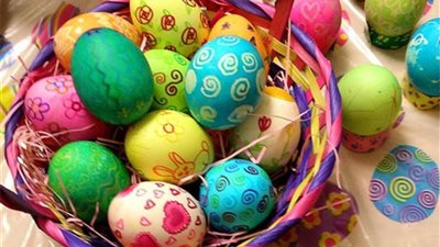 5 نصائح صحية يجب مراعاتها قبل تلوين بيض شم النسيم
