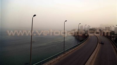 بالفيديو والصور.. العواصف الترابية تضرب المحافظات.. ارتباك الحركة المرورية بالقاهرة.. إغلاق موانئ السويس الأربعة.. انقطاع الكهرباء عن مناطق كفر الشيخ.. وغلق بوغاز ميناءي الإسكندرية والدخيلة