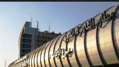 تأخر إقلاع رحلتين في مطار القاهرة لظروف التشغيل