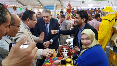 65 شركة في معرض 