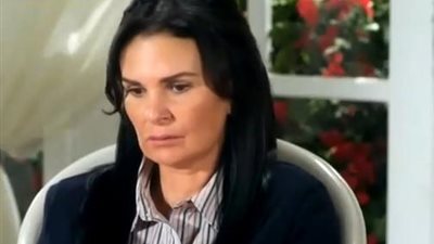 بالفيديو.. ياسمين تصالح والدها في 