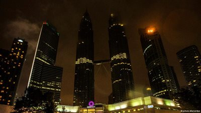 آلاف المدن في العالم أطفأت أنوارها في 