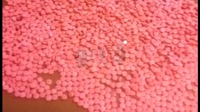 ضبط راكب بحوزته 1650 قرص ترامادول قبل مغادرته إلى الكويت