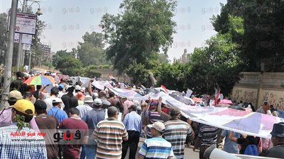 اعتصام رابعة العدوية يوقف العمل داخل القوى العاملة