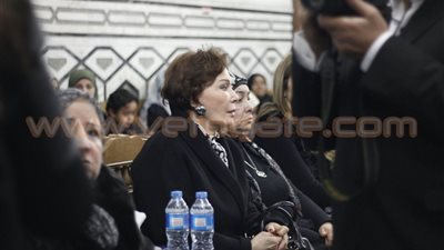 بالصور..نبيل الحلفاوي ولبلبة يقدمان العزاء لأسرة ممدوح عبدالعليم