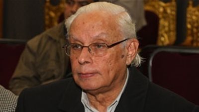 إسحق: لن أنتخب عمرو موسى مرة أخرى لاستنزافه قوته