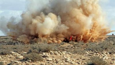 انفجار لغم في مدرعة للقوات المسلحة بالشيخ زويد