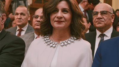 وزيرة الهجرة تشارك بقداس عيد القيامة بالكنيستين الإنجيلية والأرثوذكسية