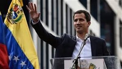 جوايدو يدعو الجيش مجددا إلى التخلي عن مادورو