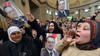 «أبناء مبارك» يصلون دار القضاء لحضور جلسة طعن «القصور الرئاسية»