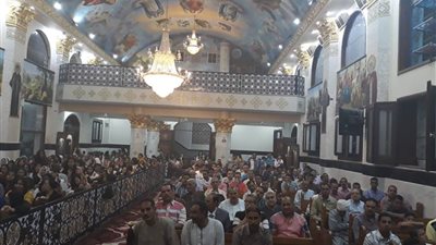 35 صورة ترصد ترأس الأنبا تكلا لاحتفالات أعياد القيامة المجيدة