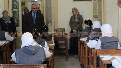 «تعليم أسيوط» تشدد على تأمين الكنترولات
