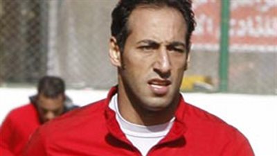 سموحة يقرر الاستغناء عن رمزى صالح لارتفاع قيمة عقده