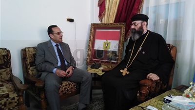 محافظ شمال سيناء يزور بطريركية الأقباط الأرثوذكس (صور)