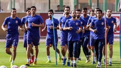 تدريبات خططية في مران الأهلي استعدادا لمواجهة الطلائع