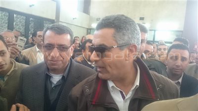 بالصور.. «الجيوشي» ينهي جولته بمحطة سكك حديد المنصورة