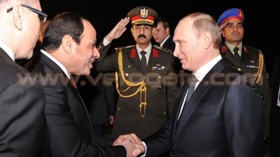 كاتب فلسطيني: لقاء «السيسي وبوتين» رسالة قوية لمكافحة «الإرهاب»