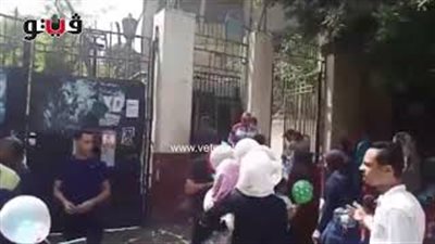 زحام بحديقة الحيوان في الجيزة للاحتفال بشم النسيم (فيديو)