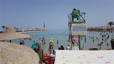 تزويد شواطئ الغردقة بـ25 منقذا (صور)