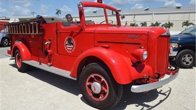 أفضل السيارات في الذكرى الـ50 لمعرض ساراسوتا بأمريكا (صور)