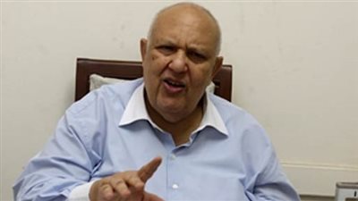 رفعت السيد: الجنازة العسكرية لمبارك «تقديرية» للقوات المسلحة