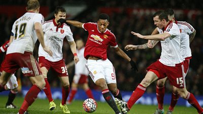 «مان يونايتد» يتعادل سلبيًا مع «شيفيلد» في الشوط الأول