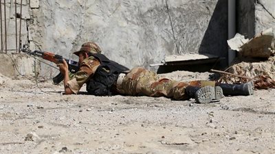 الجيش اليمني يتصدى لهجوم حوثي شرقي 