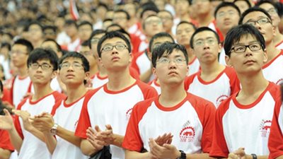 نصف الشباب الصيني عانوا من قصر النظر في 2018