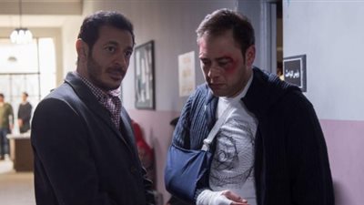 مصطفى شعبان ونجلاء بدر في كواليس 