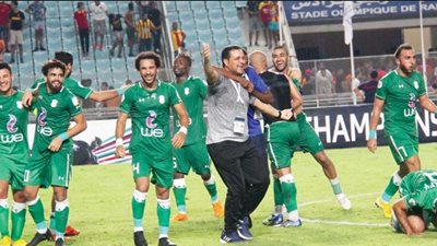 الاتحاد يعمق جراح النجوم ويفوز عليه 2/1