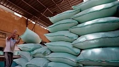 599 حملة تموينية على السوق السوداء بأسيوط في يونيو الماضى