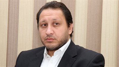 «زاهر» و«شوبير» و«خشبة» يشاركون في جنازة «ثعلب» الزمالك