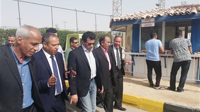 وزير الرياضة يتفقد المنشآت الشبابية بالغردقة (صور)
