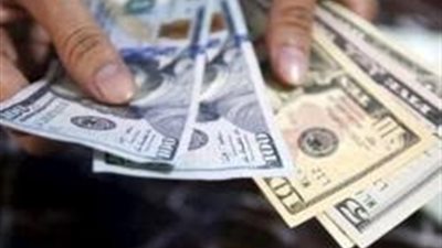 مطار القاهرة يثبت سعر صرف الدولار الجمركي بـ16 جنيها