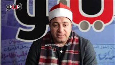 تلاوة رائعة من سورة النبأ لقارئ مسجد عمرو بن العاص (فيديو)