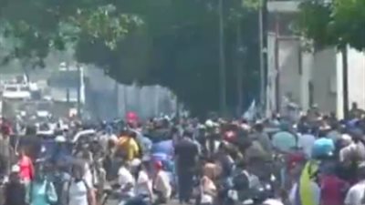 أمريكا تحظر حركة طيرانها في فنزويلا